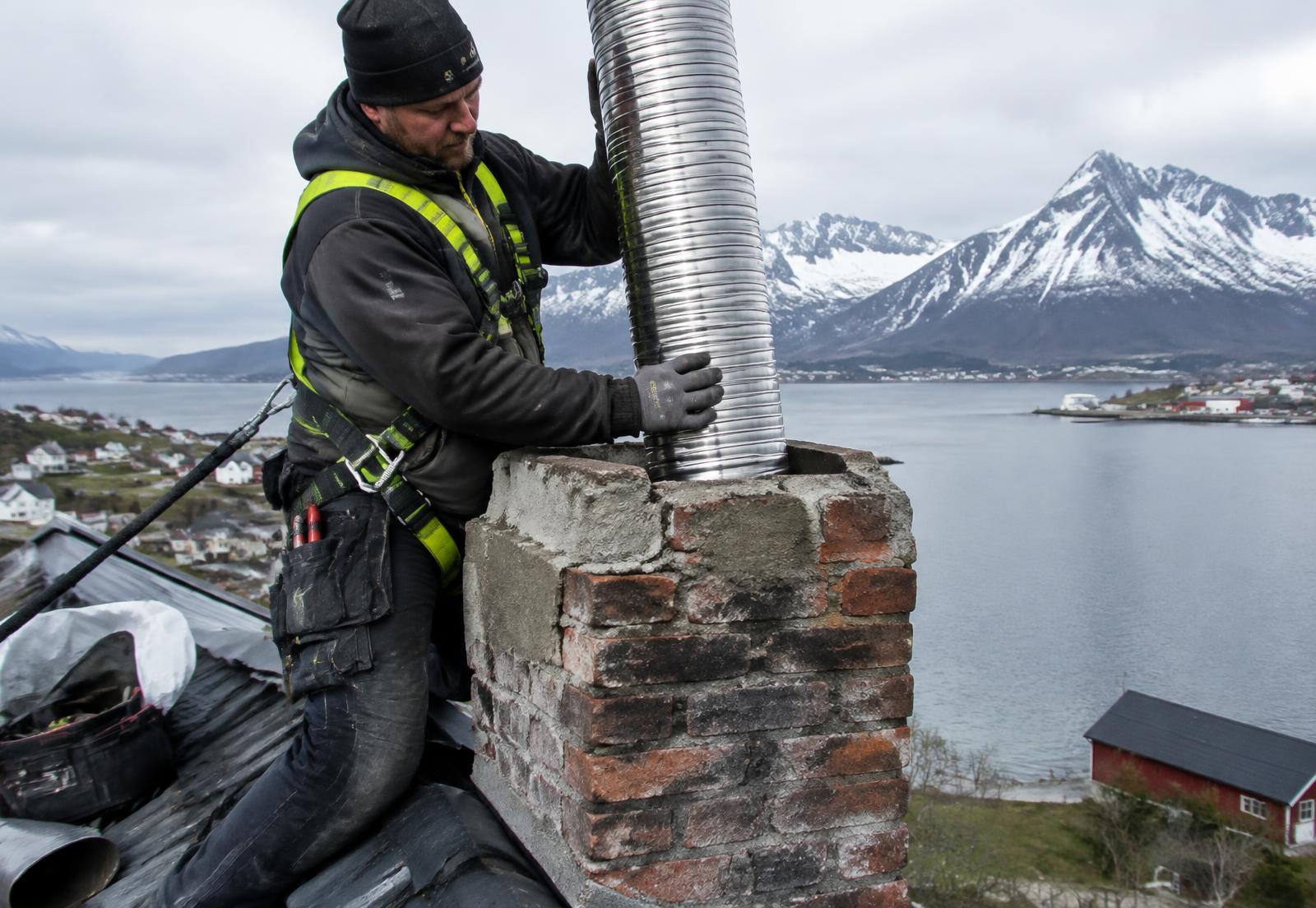 Rehabilitering av murpipe med stålrør